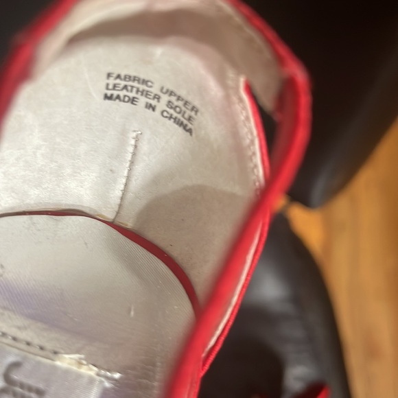 Jones New York suze7 1/2 dress, prom, evening wedding satin red shoes. - Picture 7 of 8